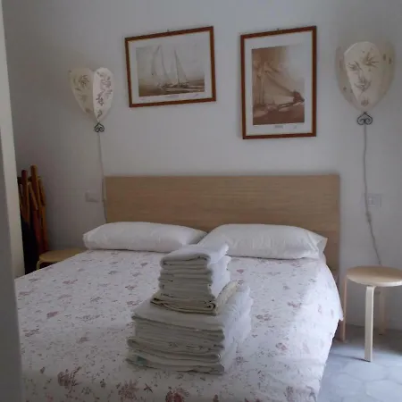 Ca' Nanopulin, Fronte Porto Apartment *