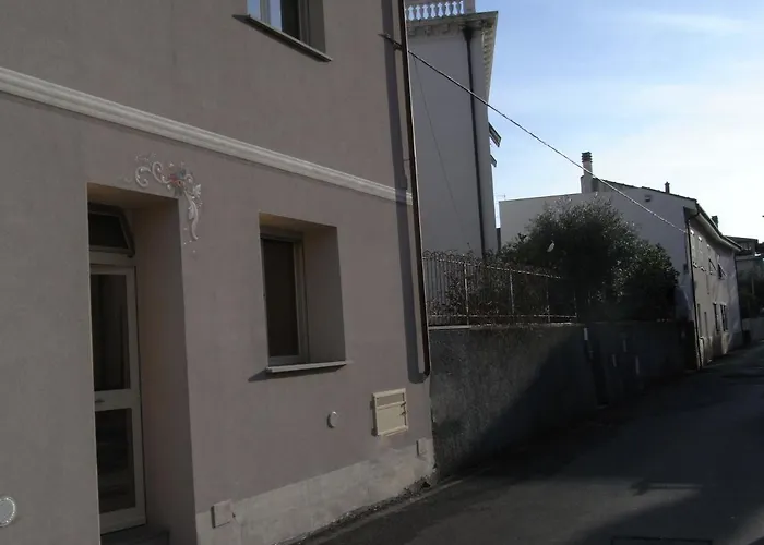 Ca' Nanopulin, Fronte Porto Apartman *